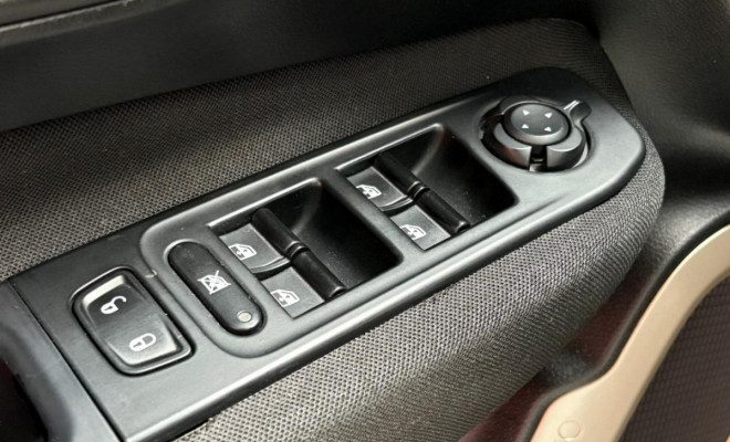 Jeep Renegade Longitude 1.8 4x2 Flex 16V Aut. 2016 Flex-10