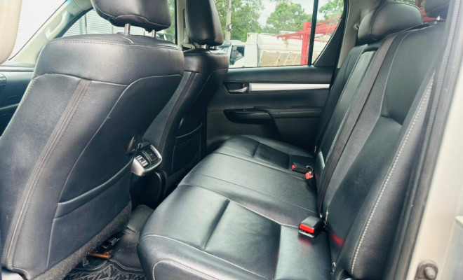 Toyota Hilux CD SRX 4x4 2.8 TDI 16V Diesel Aut. 2016 Diesel-7