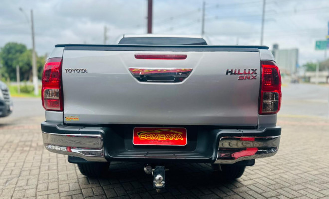 Toyota Hilux CD SRX 4x4 2.8 TDI 16V Diesel Aut. 2016 Diesel-2