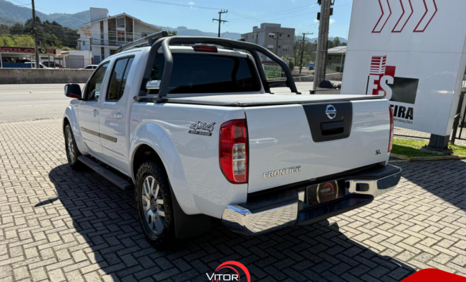 Nissan Frontier SL CD 4x4 2.5TB Diesel Aut 2016 Diesel-3