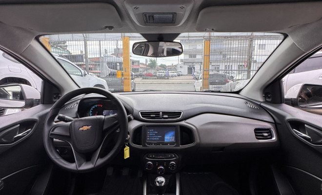 PRISMA Sed. LT 1.4 8V 2015 MyLink-6