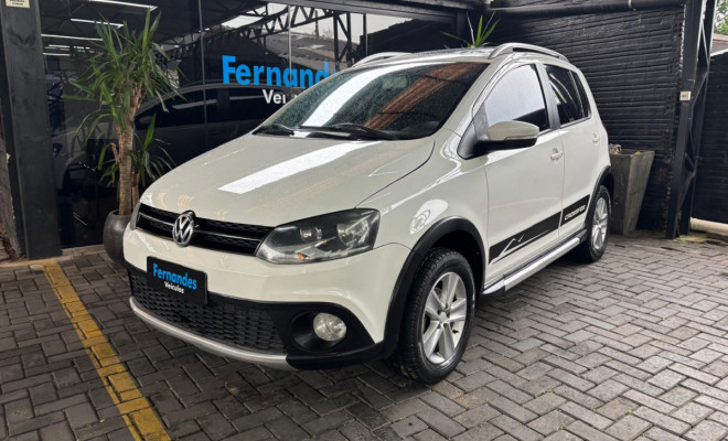 VW - VolksWagen CROSSFOX 1.6 Mi Total Flex 8V 5p 2011 Flex