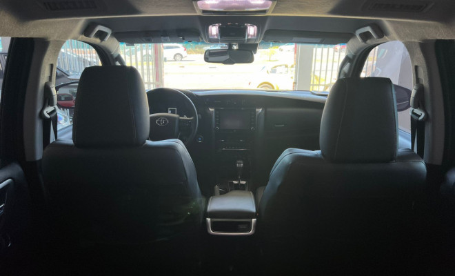 Toyota Hilux SW4 SRX 4x4 2.8 TDI 16V Dies. Aut. 2021 Diesel-15