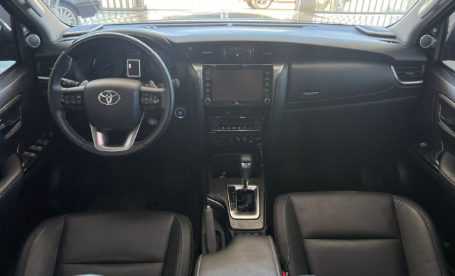 Toyota Hilux SW4 SRX 4x4 2.8 TDI 16V Dies. Aut. 2021 Diesel-7