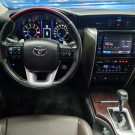 Toyota Hilux SW4 SRX 4x4 2.8 TDI 16V Dies. Aut. 2019 Diesel-2
