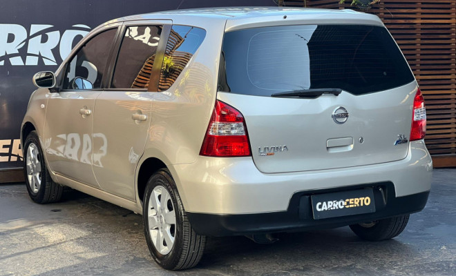 Nissan LIVINA SL 1.8  Aut. 2010 Flex  C/MULTIMIDIA-3