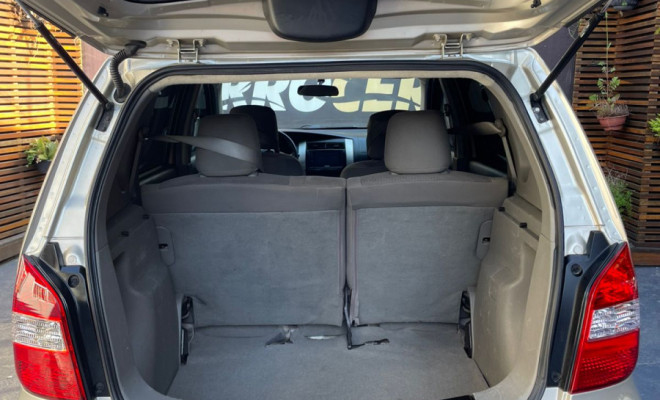 Nissan LIVINA SL 1.8  Aut. 2010 Flex  C/MULTIMIDIA-8