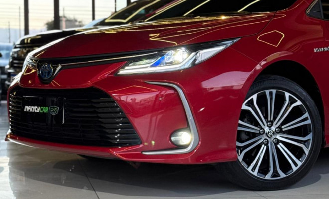 Toyota Corolla Altis Prem. 1.8 Aut. (Híbrido) 2023 Híbrido-4