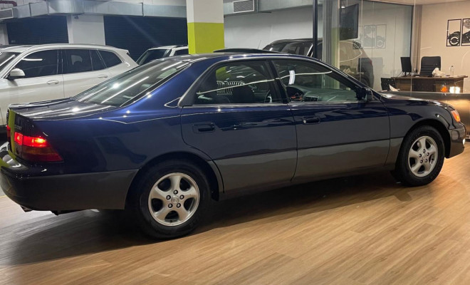 Lexus ES-300 3.0 1998 Gasolina-8