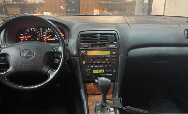 Lexus ES-300 3.0 1998 Gasolina-10