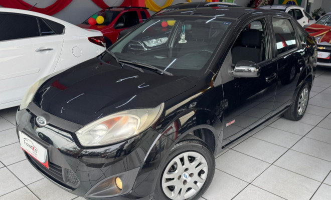 Ford Fiesta Sed. 1.6 8V Flex 4p 2013 Flex