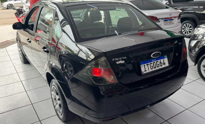 Ford Fiesta Sed. 1.6 8V Flex 4p 2013 Flex-4