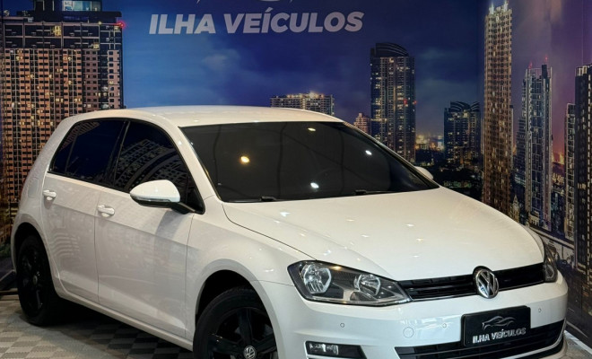 VW - VolksWagen Golf Comfortline 1.4 TSI 140cv Aut. 2015 Gasolina-1