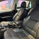 VW - VolksWagen Golf Comfortline 1.4 TSI 140cv Aut. 2015 Gasolina-8