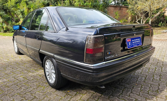GM - Chevrolet Omega CD 4.1 - 1995 - PAINEL DIGITAL-2