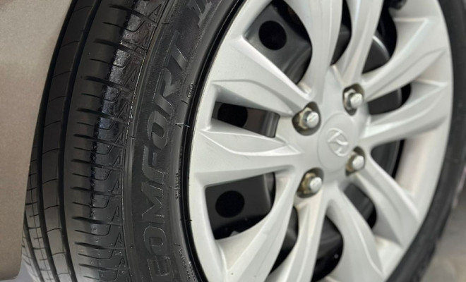 Hyundai HB20S Premium 1.6 Flex 16V Aut. 4p 2016 Flex-11