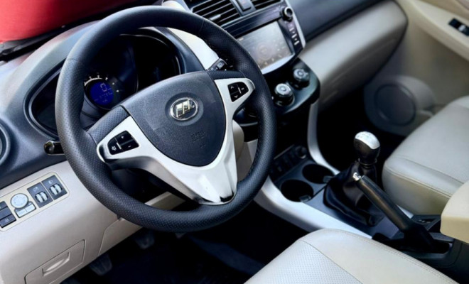 LIFAN X60 1.8 16V 128cv 5p Mec. 2015 Gasolina-6