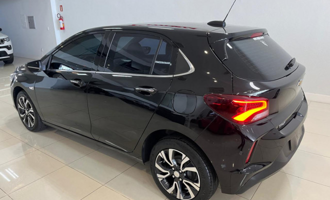 GM - Chevrolet ONIX HATCH PREM. 1.0 12V TB Flex 5p Aut. 2023 Flex-8