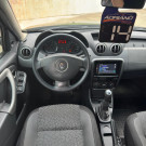 O Duster Expression 2014 é perfeito para quem busca um SUV resistente e confiável. Motor 1.6 que oferece economia e durabilidade, ideal para quem valoriza aventura, praticidade e custo-benefício.   Versão Expression completa  Multimídia com câmera de ré  Farol de milha  Airbag duplo  Freios ABS  SUV robusto e resistente  Ótimo custo-benefício  Ideal para aventuras   Financiamento facilitado  Mande WhatsApp e agende uma visita!   Oportunidade de ter um SUV aventureiro e econômico!