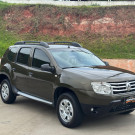 O Duster Expression 2014 é perfeito para quem busca um SUV resistente e confiável. Motor 1.6 que oferece economia e durabilidade, ideal para quem valoriza aventura, praticidade e custo-benefício.   Versão Expression completa  Multimídia com câmera de ré  Farol de milha  Airbag duplo  Freios ABS  SUV robusto e resistente  Ótimo custo-benefício  Ideal para aventuras   Financiamento facilitado  Mande WhatsApp e agende uma visita!   Oportunidade de ter um SUV aventureiro e econômico!