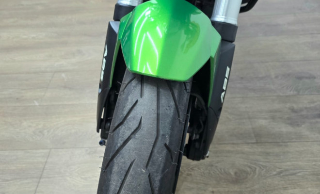BAJAJ DOMINAR 400  2024 Gasolina-15