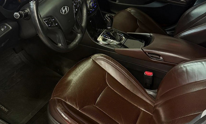 Hyundai AZERA 3.0 V6-4