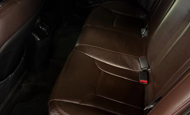 Hyundai AZERA 3.0 V6-5