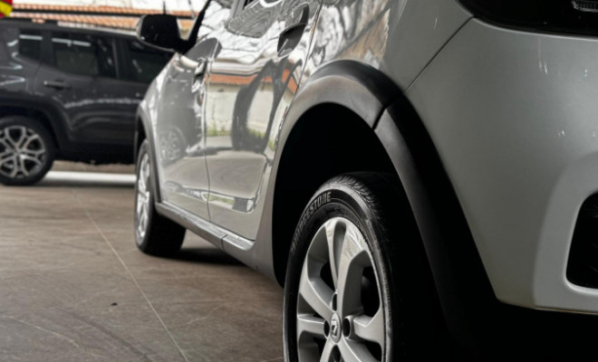 Renault SANDERO STEPWAY Hi-Power 1.6 8V 5p 2015 Flex-1