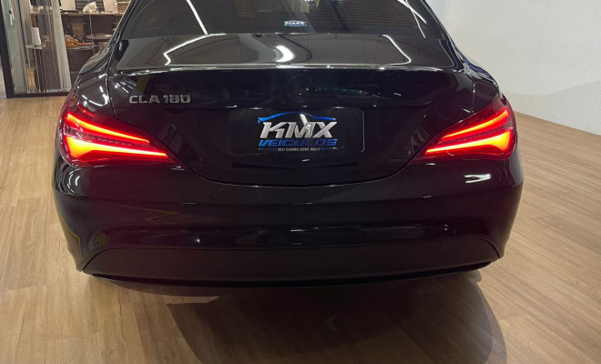 Mercedes-Benz CLA-180 1.6 16V 122cv Aut. 2018 Gasolina-5
