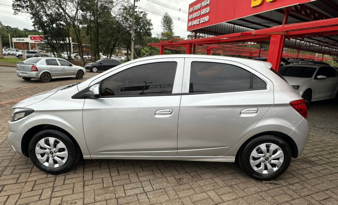 GM - Chevrolet ONIX HATCH LT 1.0 8V FlexPower 5p Mec. 2018 Flex-0