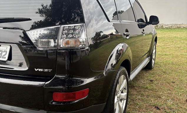 Mitsubishi OUTLANDER 3.0/ GT 3.0 V6 Aut. 2011 Gasolina-6