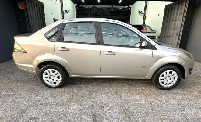 Ford Fiesta Sed. 1.6 8V Flex 4p 2012 Flex-6