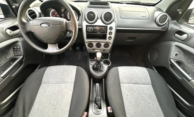 Ford Fiesta Sed. 1.6 8V Flex 4p 2012 Flex-8
