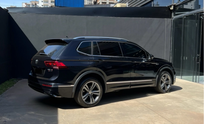 VW - VolksWagen TIGUAN Allspac R-Line 350 TSI 2.0 4x4 2020 Gasolina-1