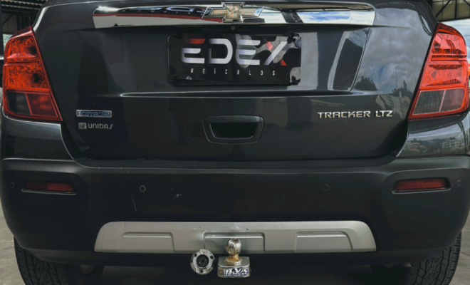GM - Chevrolet TRACKER LTZ 1.8 16V Flex 4x2 Aut. 2015 Gasolina-3