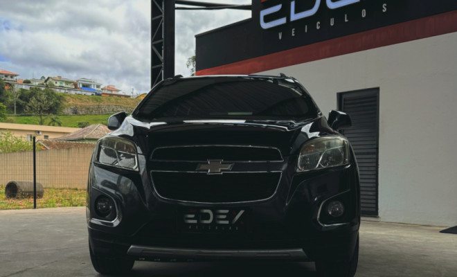 GM - Chevrolet TRACKER LTZ 1.8 16V Flex 4x2 Aut. 2015 Gasolina-2