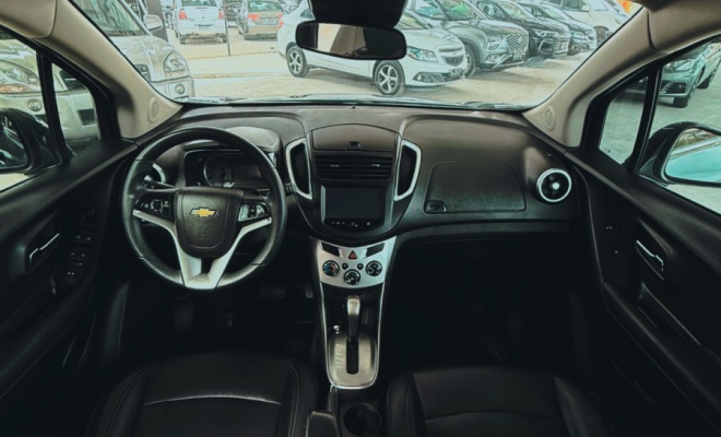 GM - Chevrolet TRACKER LTZ 1.8 16V Flex 4x2 Aut. 2015 Gasolina-8