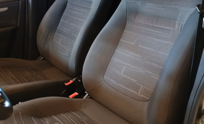 GM - Chevrolet PRISMA  Sed. Maxx/ LT 1.4 8V ECONOF. 4p 2010 Flex-5