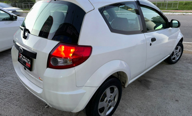 Ford Ka 1.0 8V Flex - 2011-2