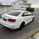 VW - VolksWagen JETTA Comfortline 2.0 T.Flex 8V 4p Tipt. 2013 Flex-1