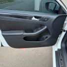 VW - VolksWagen JETTA Comfortline 2.0 T.Flex 8V 4p Tipt. 2013 Flex-7