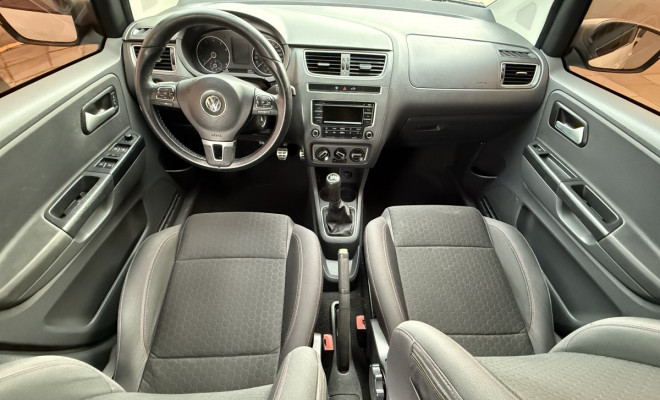 VW - VolksWagen CROSSFOX 1.6 Mi Total Flex 8V 5p 2014 Flex-4