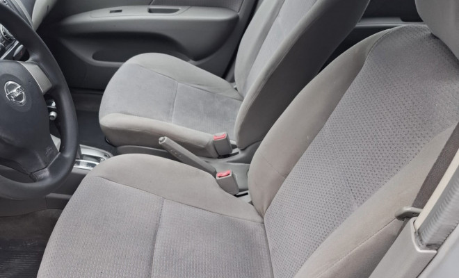 Nissan LIVINA SL 1.8 16V Flex Fuel Aut. 2010 Flex-5