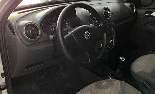 VW - VolksWagen VOYAGE 1.0/1.0 City Mi Total Flex 8V 4p 2010 Flex-8
