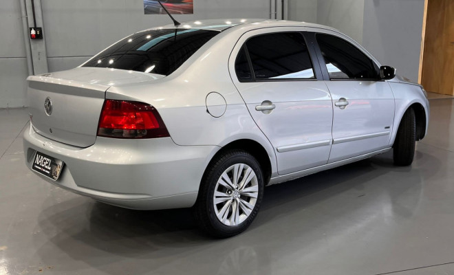 VW - VolksWagen VOYAGE 1.0/1.0 City Mi Total Flex 8V 4p 2010 Flex-4
