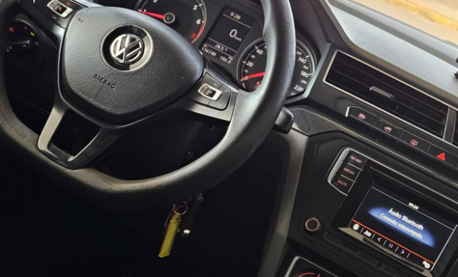 VW - VolksWagen Gol Comfortline 1.6 T. Flex 8V 5p 2017 Flex-12
