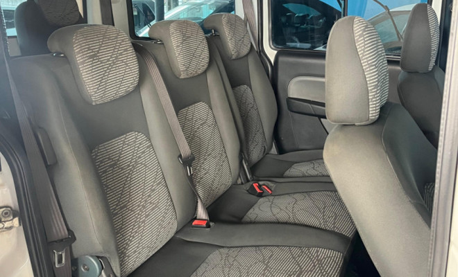 Fiat Doblo Adv/Adv TRYON/LOCKER 1.8 Flex 2020 Flex-4