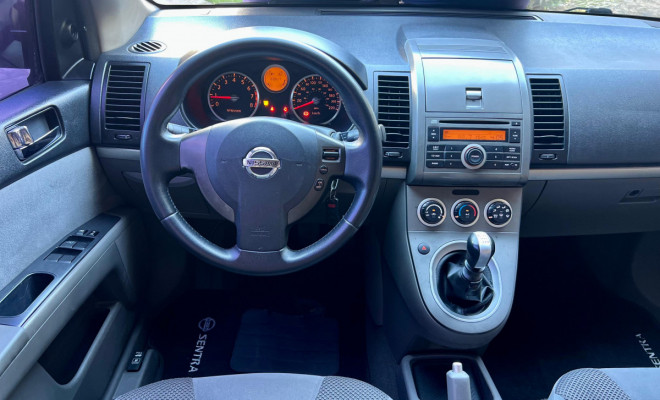 Nissan Sentra 2.0/ 2.0 Flex Fuel 16V Mec. 2008 Gasolina-8