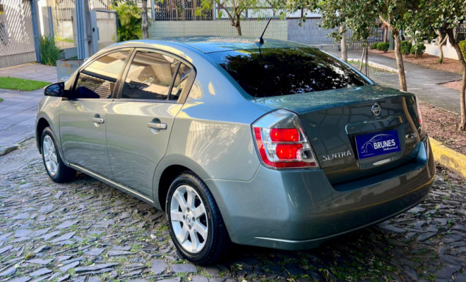 Nissan Sentra 2.0/ 2.0 Flex Fuel 16V Mec. 2008 Gasolina-16