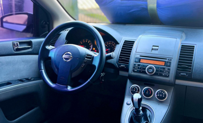 Nissan Sentra 2.0/ 2.0 Flex Fuel 16V Mec. 2008 Gasolina-6